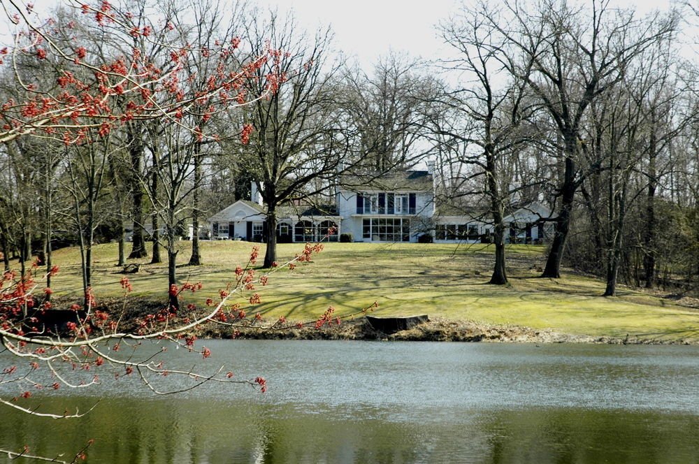 Ruby Lodge At Spring Lake Woods Madisonville Exterior photo